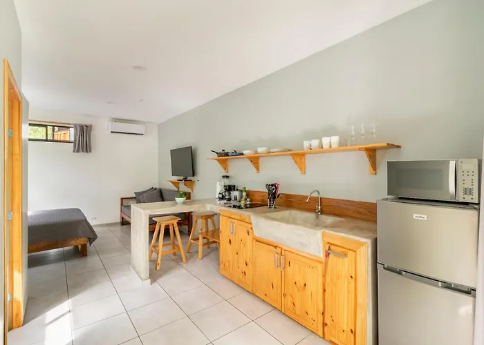 Guest house Little Hawaii Avellanas